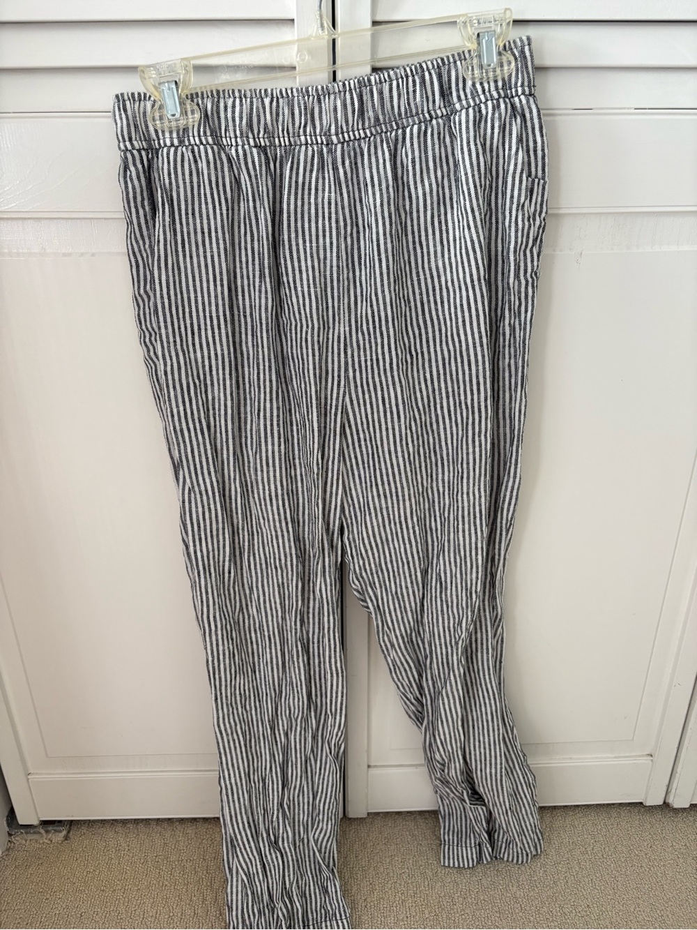 Reformation Striped Linen-Blend Casual Pants in Black and White size small